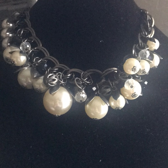 Beautiful Pearl Necklace with Black Chain - Picture 1 of 4